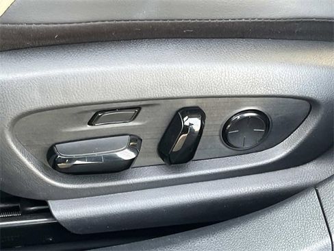 Used 2021 Lexus ES 350 Ultra Luxury w/ Accessory Package 2 image 32