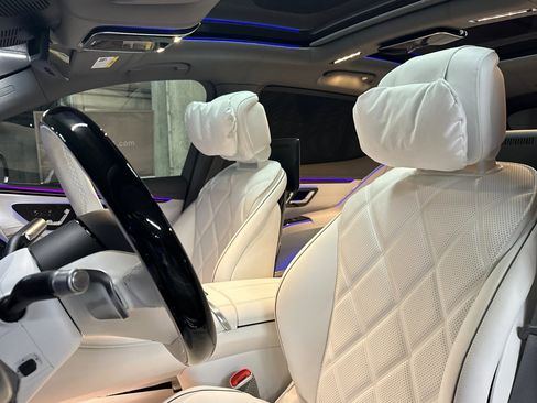 New 2025 Mercedes-Benz Maybach EQS 680 4MATIC image 20