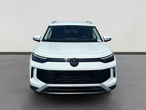 Certified 2026 Volkswagen Tiguan S FWD image 8
