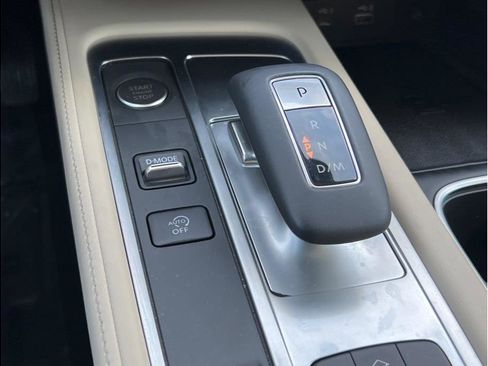 Used 2025 INFINITI QX60 Pure FWD image 17