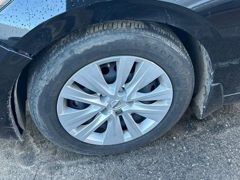 Used 2023 Nissan Sentra S image 8