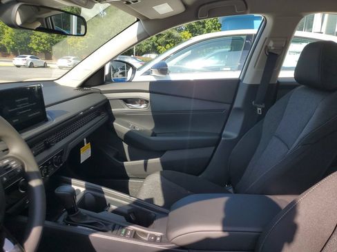 New 2026 Honda Accord LX image 15