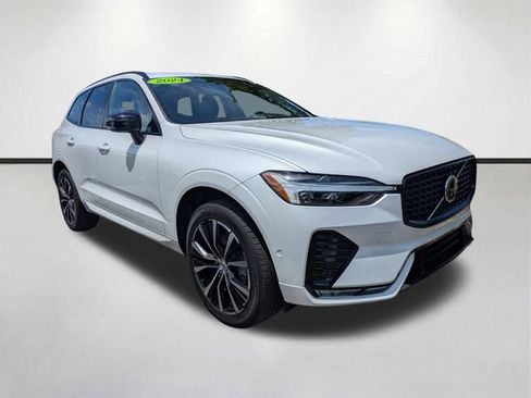 Used 2024 Volvo XC60 B5 Plus AWD/4WD image 1