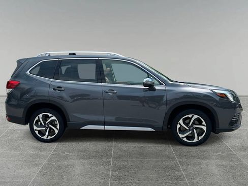 Used 2023 Subaru Forester Touring AWD/4WD image 6