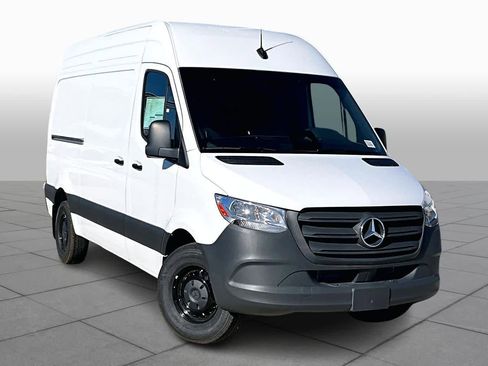 New 2025 Mercedes-Benz Sprinter 2500 image 2