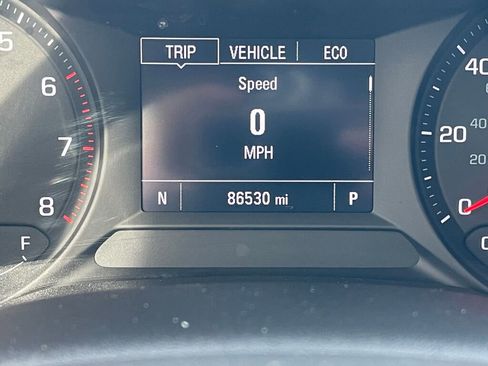 Used 2021 Chevrolet TrailBlazer LT w/ Convenience Package image 3