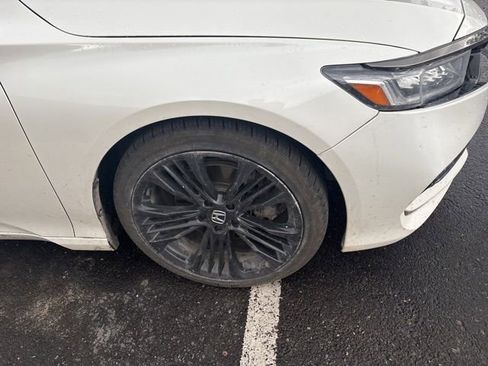 Used 2018 Honda Accord Sport image 13
