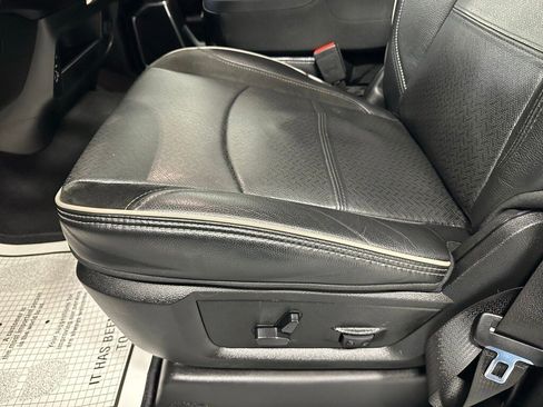 Used 2024 RAM 2500 Laramie image 14