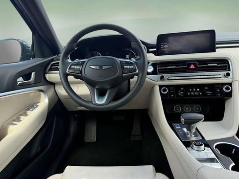 New 2026 Genesis G70 2.5T image 10