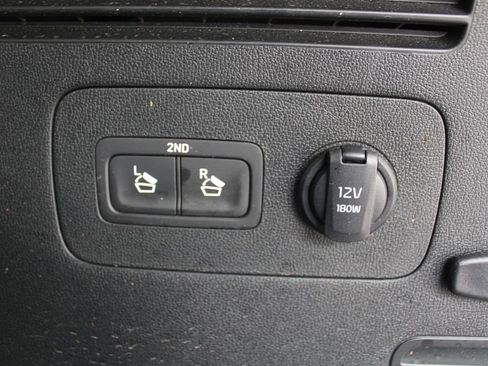 Certified 2025 Kia Sorento S w/ Panoramic Sunroof Package image 11