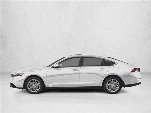 New 2025 Honda Accord SE image 3