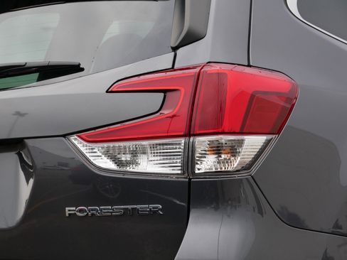 Used 2023 Subaru Forester Limited AWD/4WD image 17