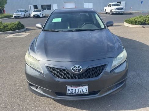 Used 2007 Toyota Camry SE FWD image 3