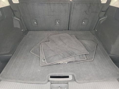 Certified 2024 Nissan Rogue SV w/ SV Premium Package FWD image 9
