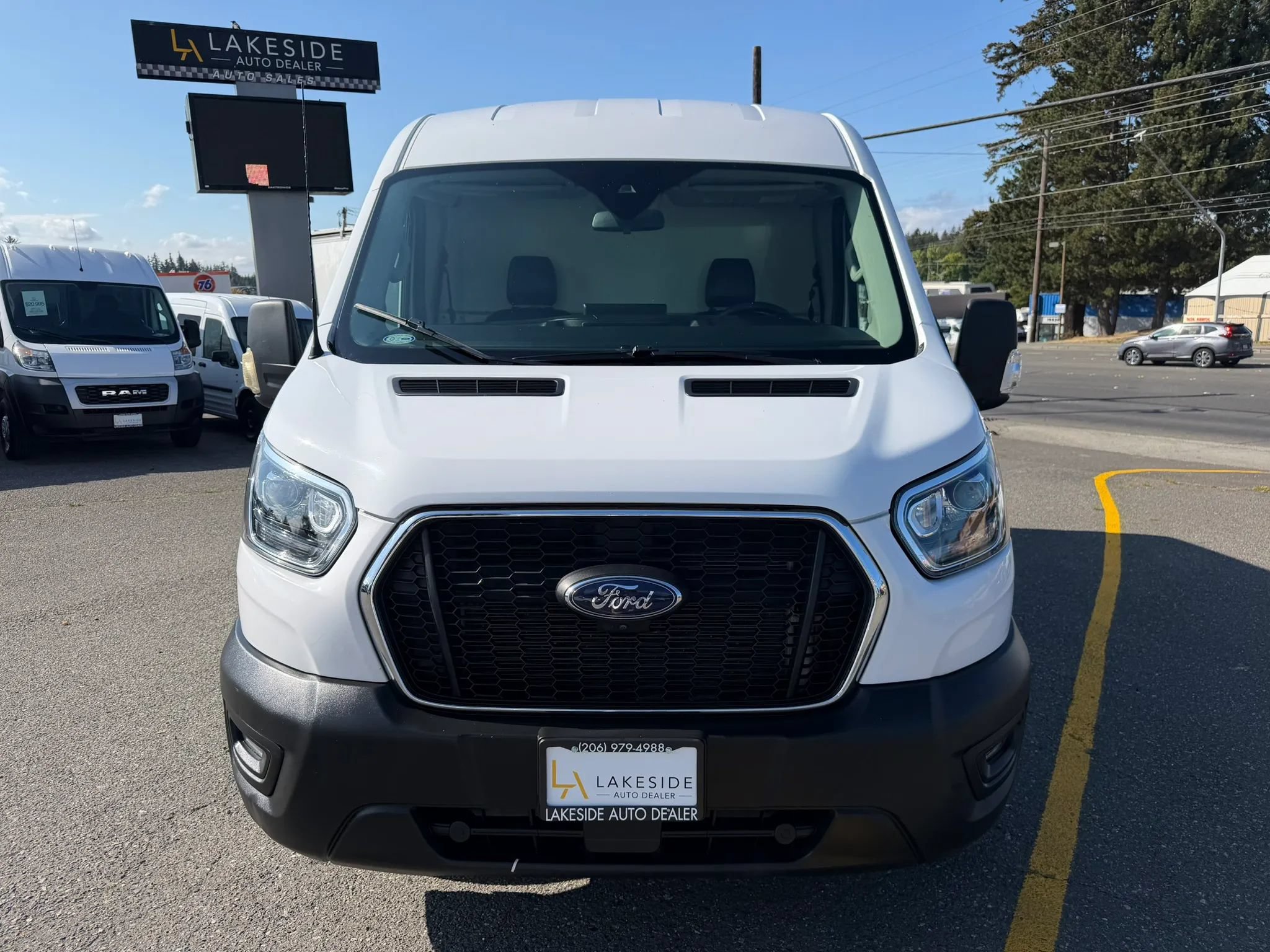 Used 2023 Ford Transit 250 Medium Roof w/ Exterior Upgrade Package RWD image 2
