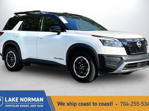 Used 2024 Nissan Pathfinder Rock Creek AWD/4WD image 1