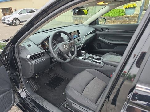 Used 2024 Nissan Altima 2.5 S image 15