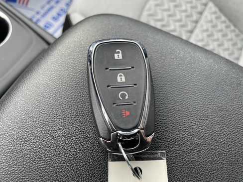 Used 2024 Chevrolet Equinox LS w/ LS Convenience Package AWD/4WD image 24