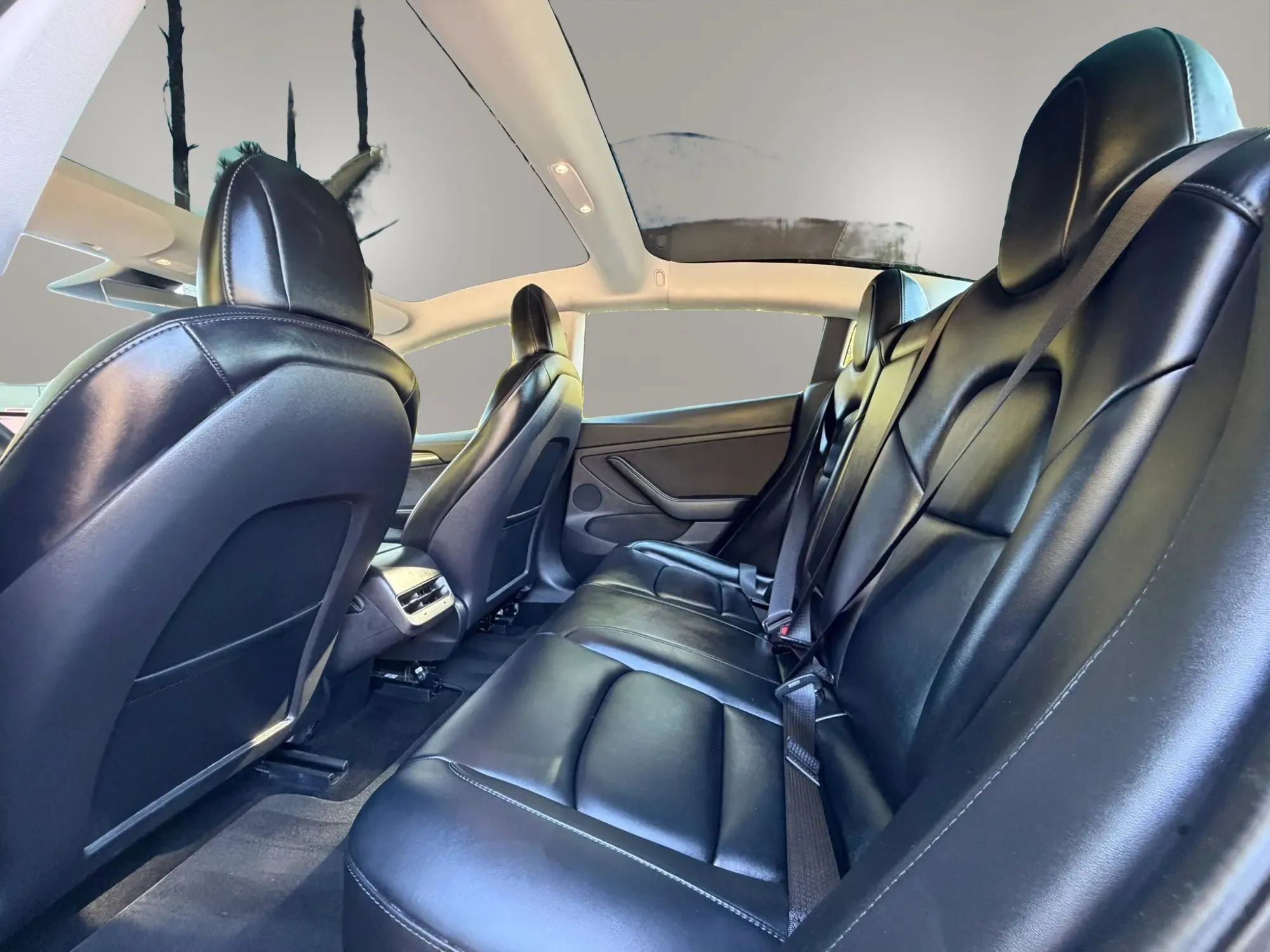 Used 2022 Tesla Model 3 Long Range AWD/4WD image 11