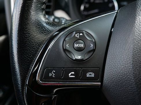 Used 2018 Mitsubishi Outlander LE AWD/4WD image 17
