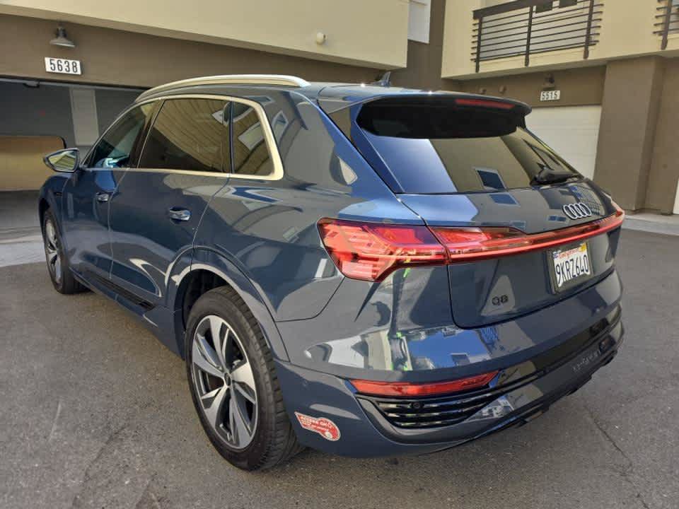 Used 2024 Audi Q8 e-tron Premium Plus AWD/4WD image 6