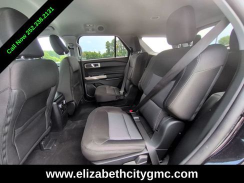 Used 2023 Ford Explorer XLT AWD/4WD image 17