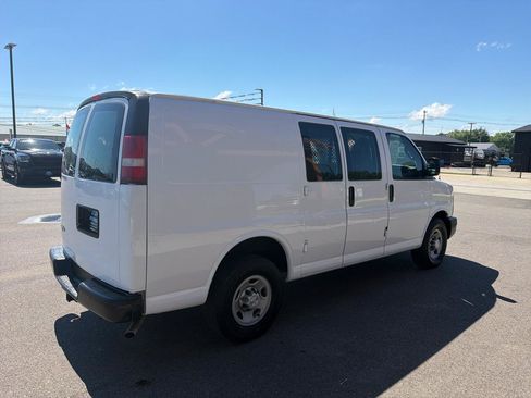 Used 2017 Chevrolet Express 2500 w/ Cold Climate Package RWD image 4