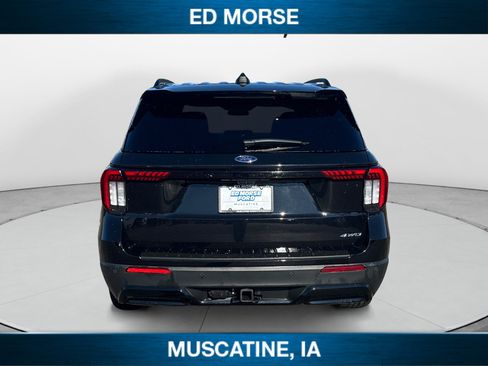 Used 2025 Ford Explorer ST-Line AWD/4WD image 4