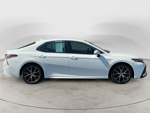 Certified 2023 Toyota Camry SE AWD/4WD image 6
