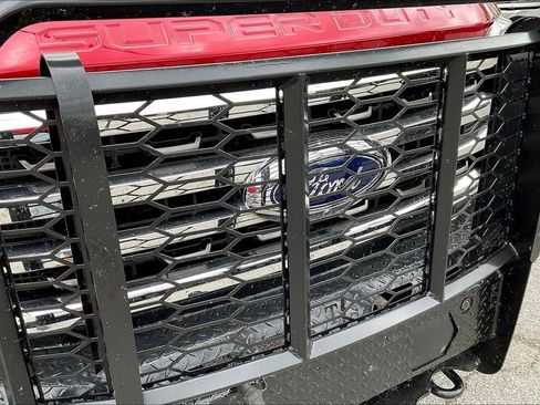 Used 2024 Ford F350 King Ranch w/ FX4 Off-Road Package AWD/4WD image 30
