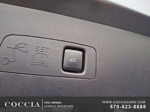 Used 2022 Lincoln Corsair AWD w/ Premium Package image 29