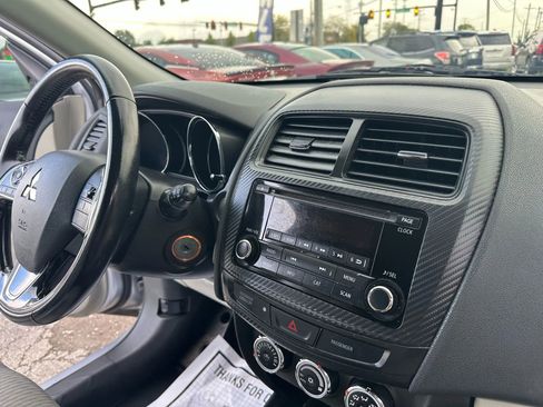 Used 2017 Mitsubishi Outlander Sport ES image 26