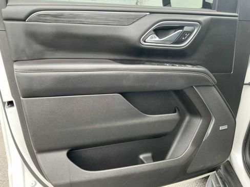 Used 2021 GMC Yukon SLT w/ SLT Luxury Plus Package image 22