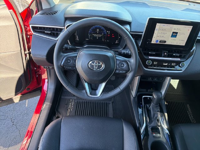 Used 2024 Toyota Corolla Cross XLE AWD/4WD image 15