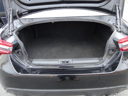 Used 2018 Toyota 86 image 13