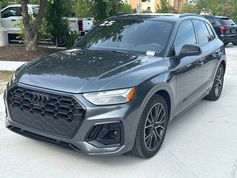 Used 2025 Audi SQ5 Premium Plus AWD/4WD image 3