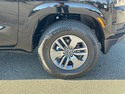 New 2026 Nissan Frontier SV w/ SV Convenience Package image 12