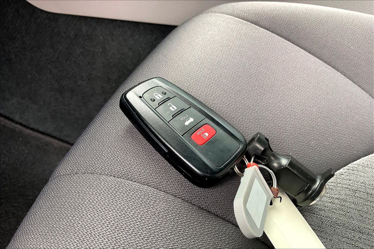 Used 2024 Toyota Camry LE w/ Convenience Package FWD image 14