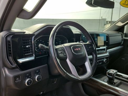 Certified 2022 GMC Sierra 1500 Elevation w/ Preferred Package AWD/4WD image 22