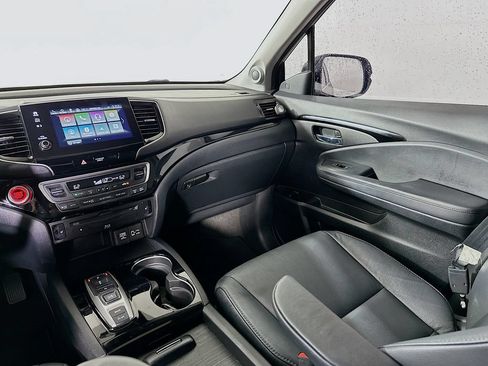 Certified 2021 Honda Pilot Touring image 20