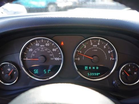 Certified 2016 Jeep Wrangler Unlimited Sahara image 28