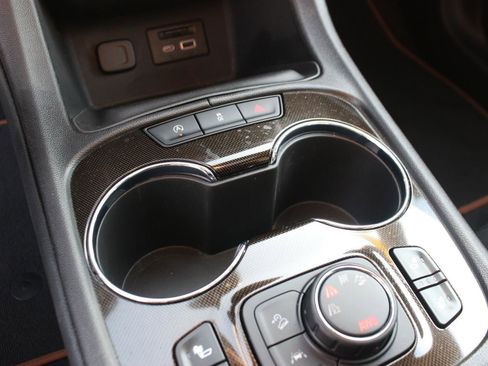 Used 2023 GMC Acadia AT4 AWD/4WD image 23