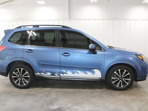 Used 2017 Subaru Forester 2.0XT Touring AWD/4WD image 11