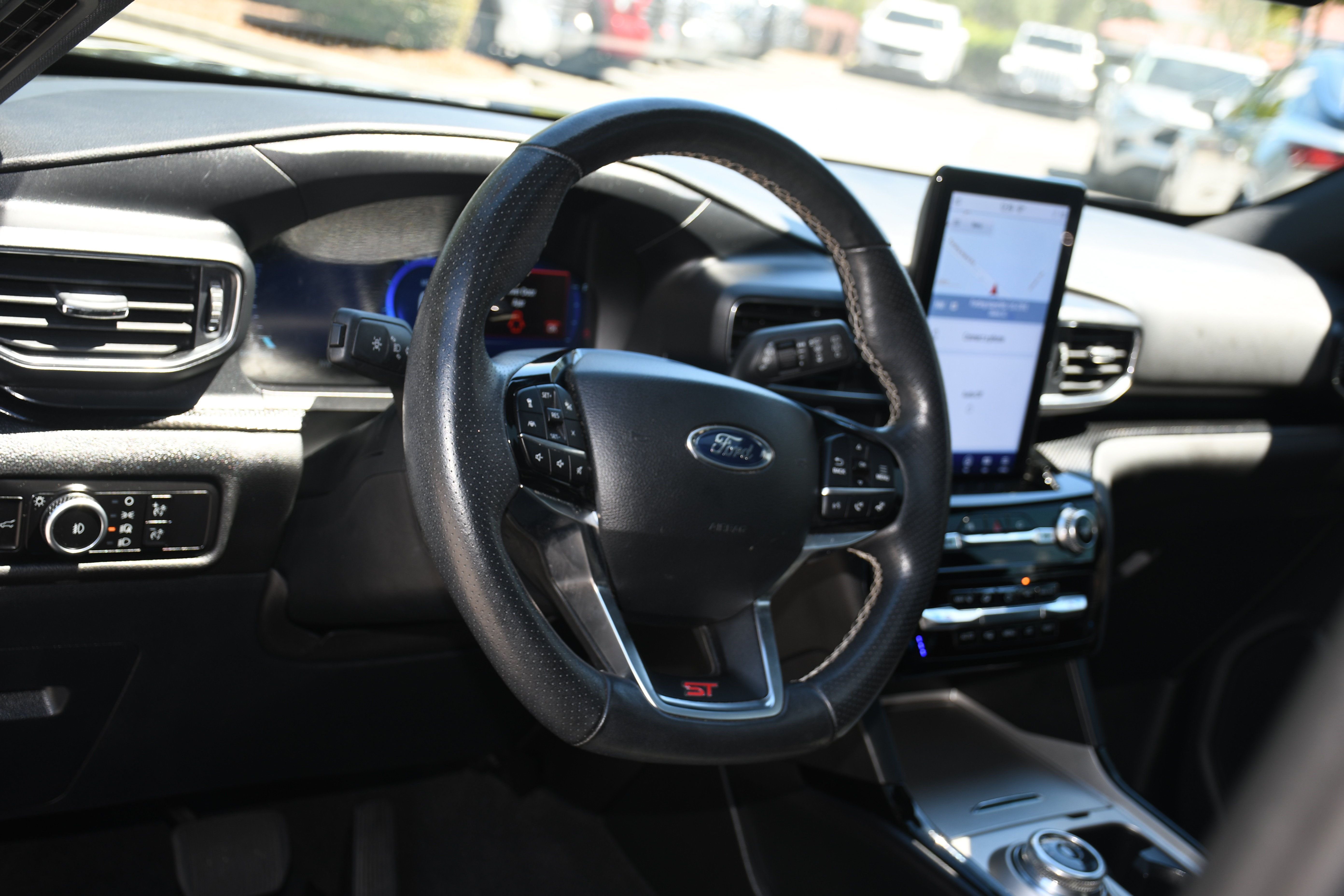 Used 2023 Ford Explorer ST w/ Equipment Group 401A AWD/4WD image 10