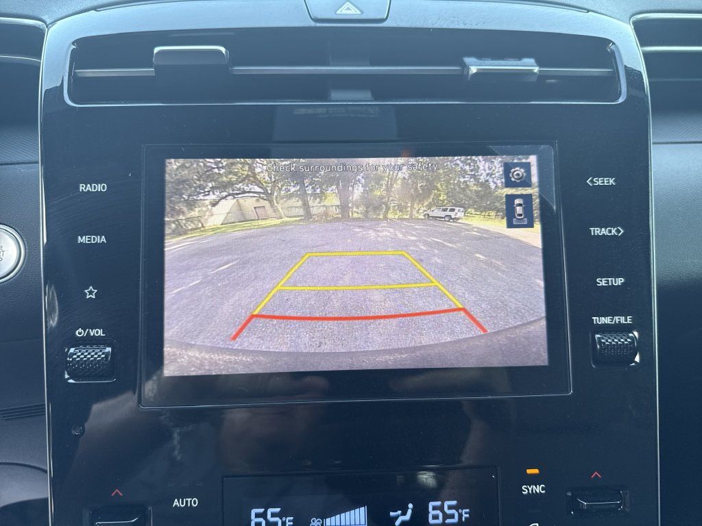 Certified 2024 Hyundai Santa Cruz SEL FWD image 23