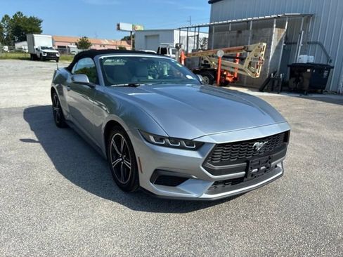Used 2024 Ford Mustang Premium RWD image 33