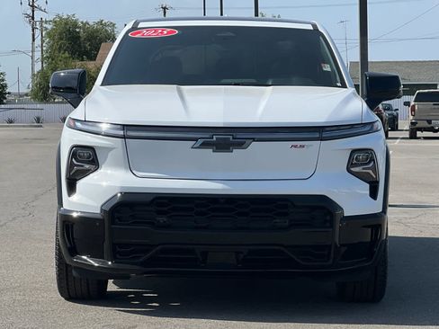 Used 2025 Chevrolet Silverado EV RST image 8