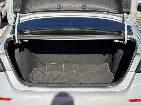 Used 2024 Honda Accord Sport image 18