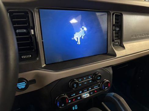 Used 2024 Ford Bronco Wildtrak AWD/4WD image 13