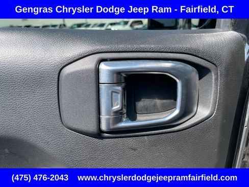 Used 2023 Jeep Wrangler Unlimited Sport AWD/4WD image 36